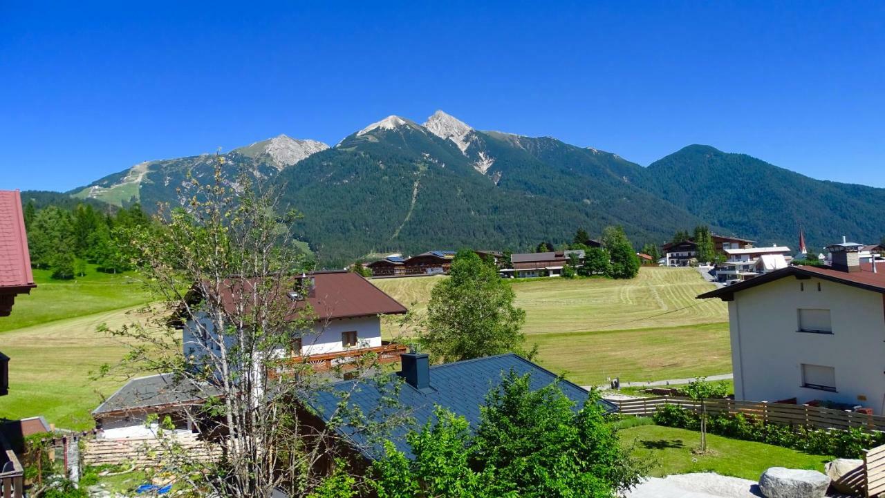 Emerald Apartment Seefeld in Tirol Ngoại thất bức ảnh